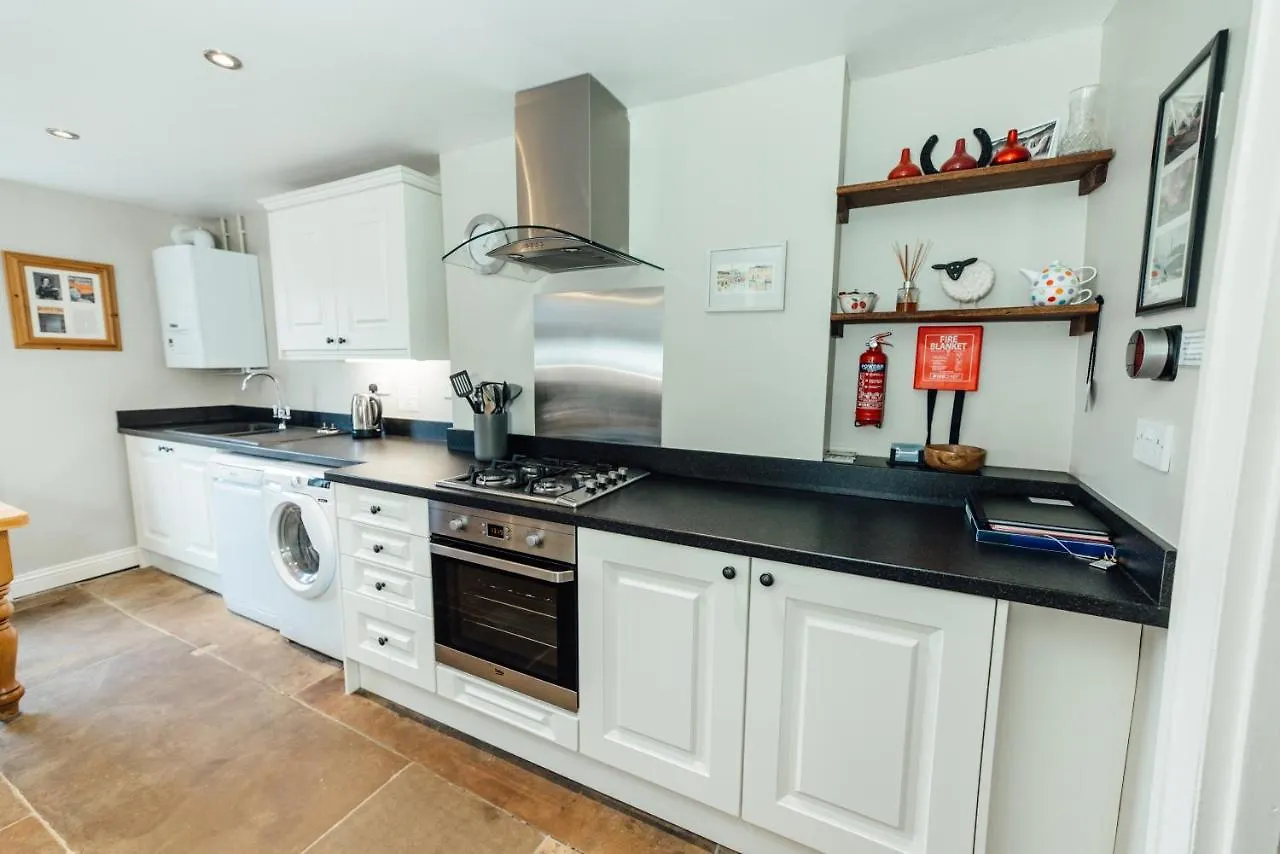 Holiday home Mulberry Cottage With Wood Burner, Garden And Easy Parking Haworth